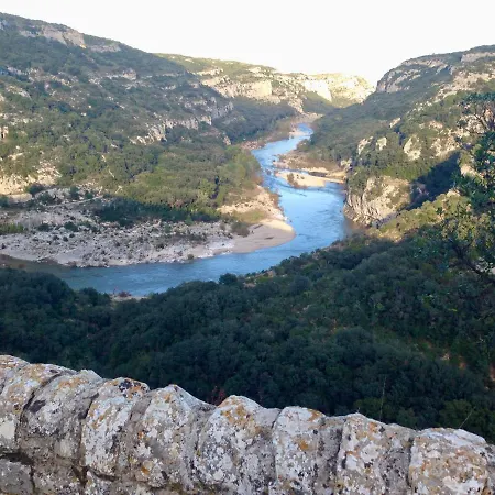 Confortable De Entre Nimes, Le Pont Du Gard, Uzes, Arles, Avignon 4* Marguerittes